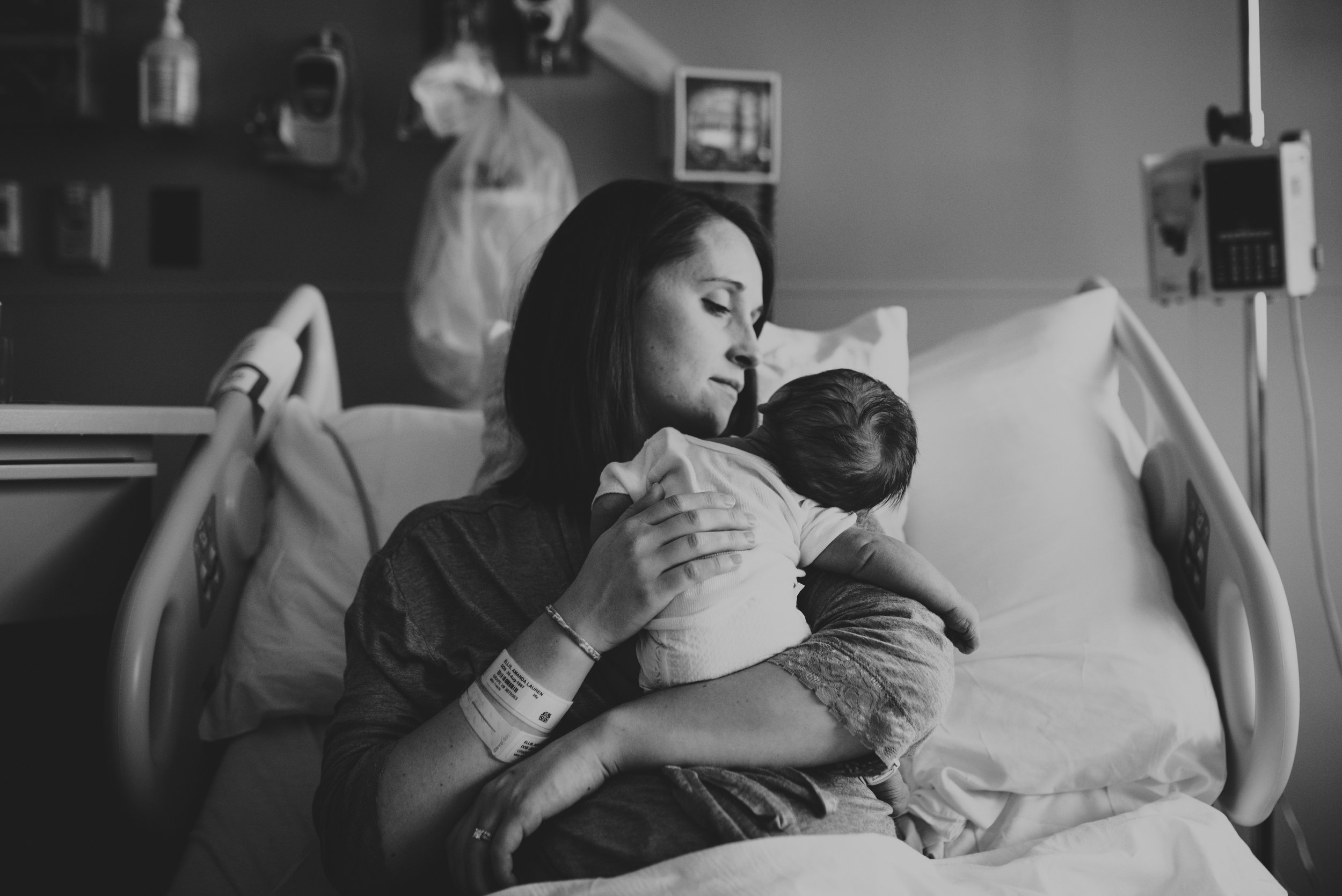 Fresh 48 hospital newborn photography